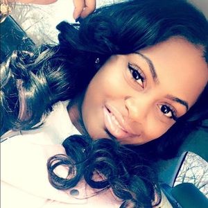 Meet your Posher, T'naya